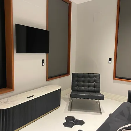 Maguilla Iv- Parking Incluido Huespedes * Μπανταχόθ