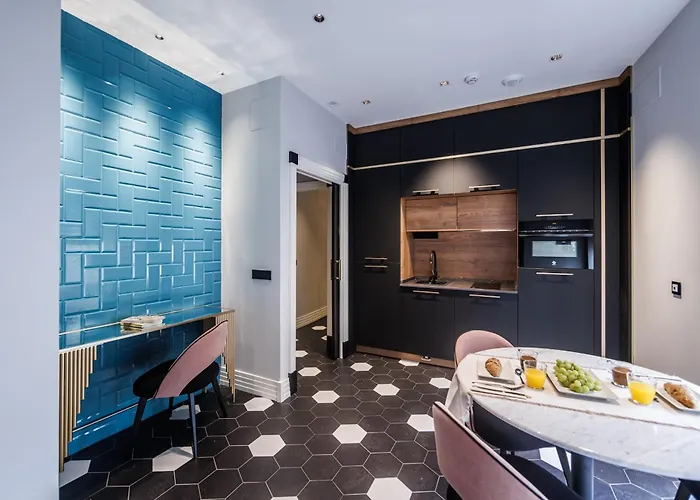 Апартаменты Maguilla Iv- Parking Incluido Huespedes *